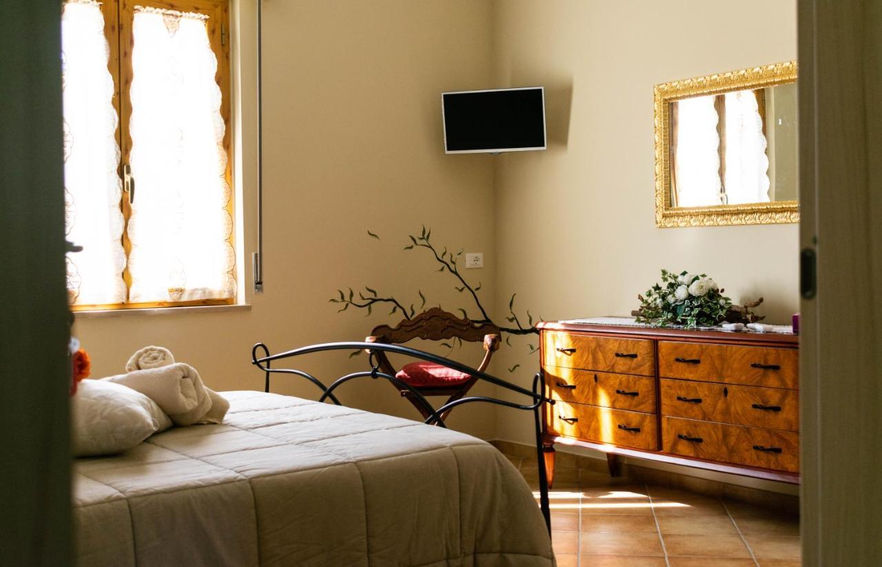 La Casa Del Nonno Bed & Breakfast Spoltore Dış mekan fotoğraf