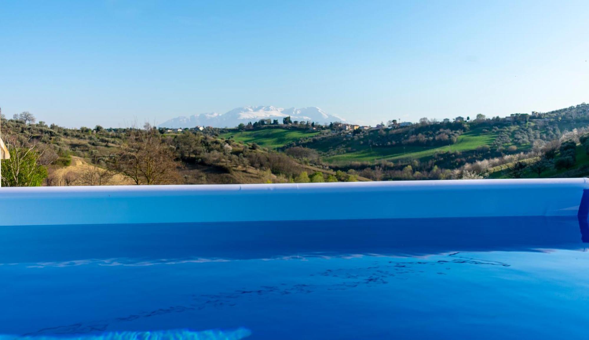 La Casa Del Nonno Bed & Breakfast Spoltore Dış mekan fotoğraf